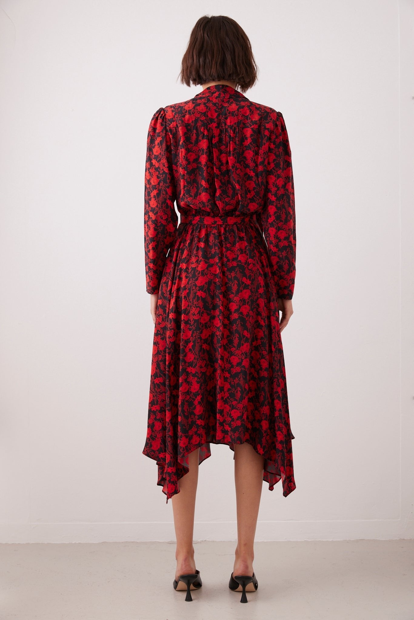 Gabriela Dress - www.lyiastudio.com  100% Pure Silk Satin. Red and Black,  Flower Print,  Tea Dress, Mid Length , Same print, Belt included V neck